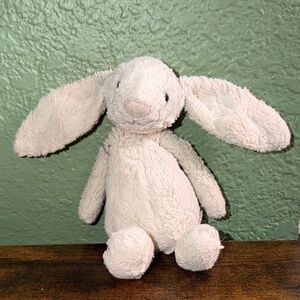 Jellycat Bashful Small Bunny Plushie London Rabbit